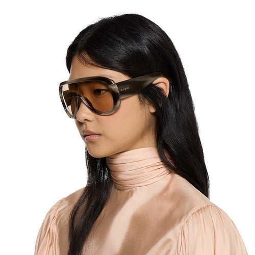 Gucci Obsidian Visor Oversized Sunglasses