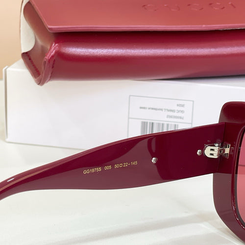 Gucci GG Logo Oversized Square Sunglasses