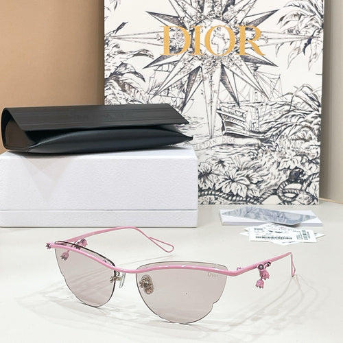 Dior Étoile Noire Cat-Eye Sunglasses – Embellished Signature Frame