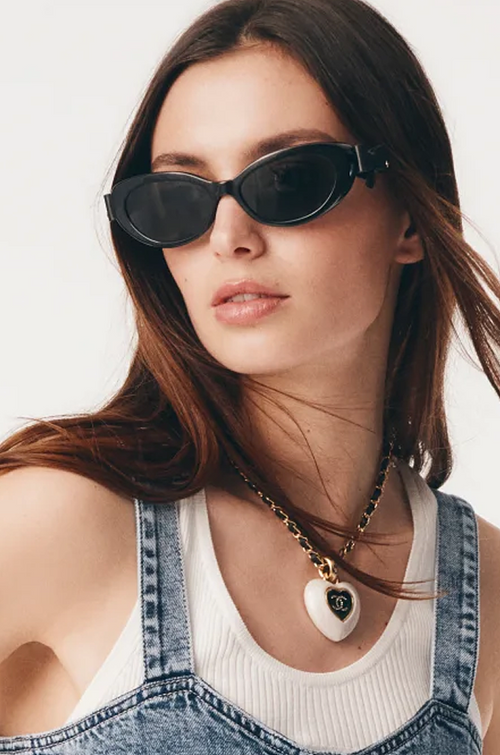Chanel Bow Accent Oval Sunglasses – Noir Édition