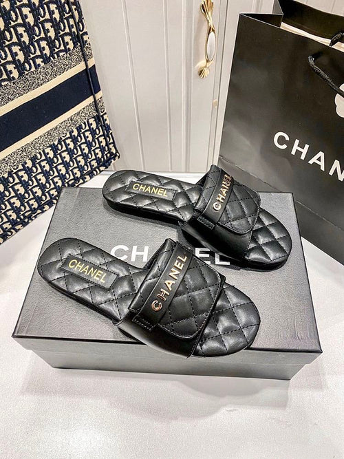 CC Quilted Mule Sandals