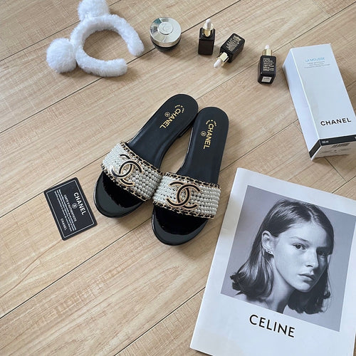 CC Pearled Mule Sandal (Limited sizes)