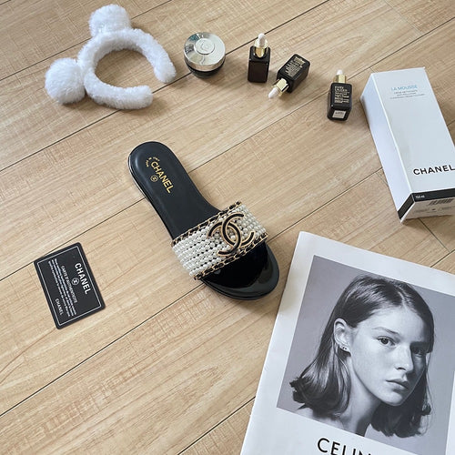 CC Pearled Mule Sandal (Limited sizes)