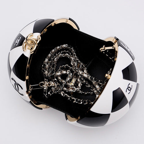 Chanel Éclipse Orb Minaudière