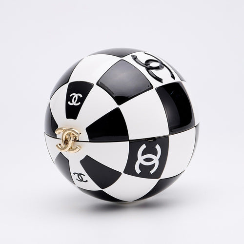 Chanel Éclipse Orb Minaudière