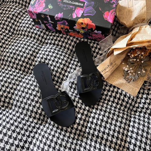 D & G Slides