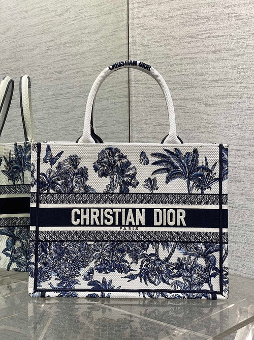 Christian Dior Book Tote – Medium Toile de Jouy Embroidery (Blue)