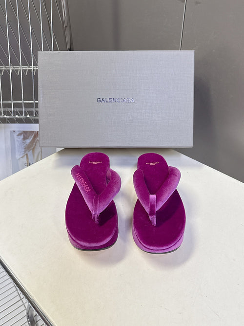 BALENCIAGA “Cloud Platform” Suede Flip-Flop Sandals