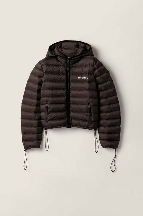 Miu Miu Cropped Logo Down Puffer Jacket – Black – LUXE LIVING FASHIONS Miu Miu Cropped Logo Down Puffer Jacket – Black – LUXE LIVING FASHIONS