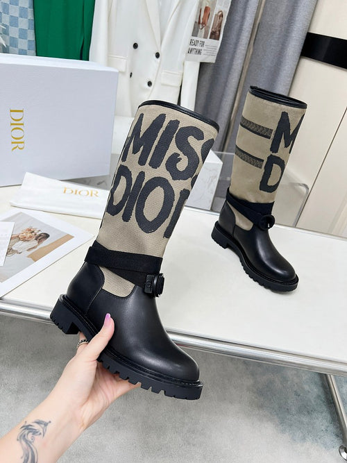 ‘D Major’ Boot