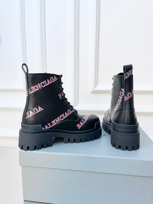 BB Allover Logo Strike Boots