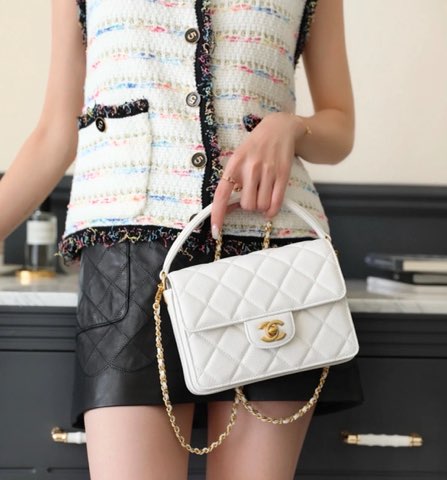CC 24k Stitch Shoulder Bag