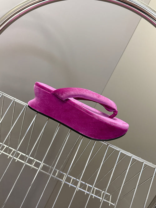 BALENCIAGA “Cloud Platform” Suede Flip-Flop Sandals
