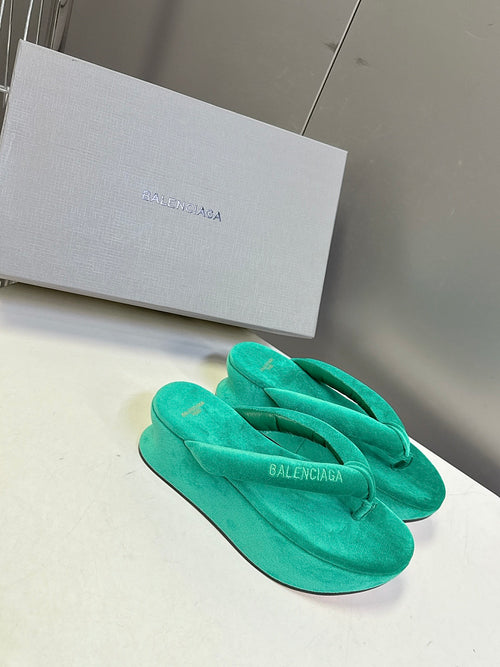 BALENCIAGA “Cloud Platform” Suede Flip-Flop Sandals