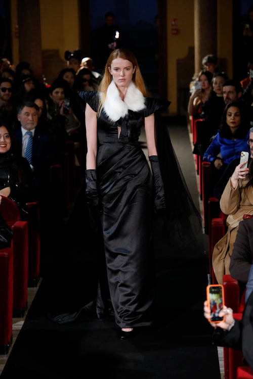 Puissance Sculptée FW27 – Nocturne Royale Fur-Collared Satin Couture Gown