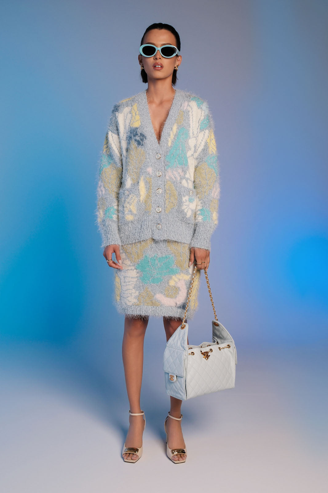 Chanel Jardin d'Hiver Bouclé Floral Knit Set – Luxe Living Fashions