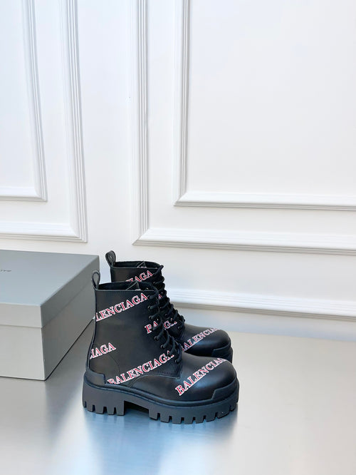 BB Allover Logo Strike Boots