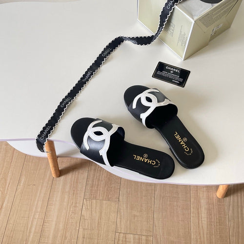 CHANEL CC Leather Slide Sandals