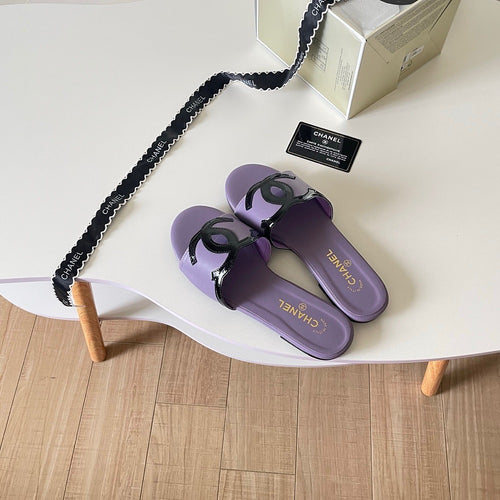 CHANEL CC Leather Slide Sandals