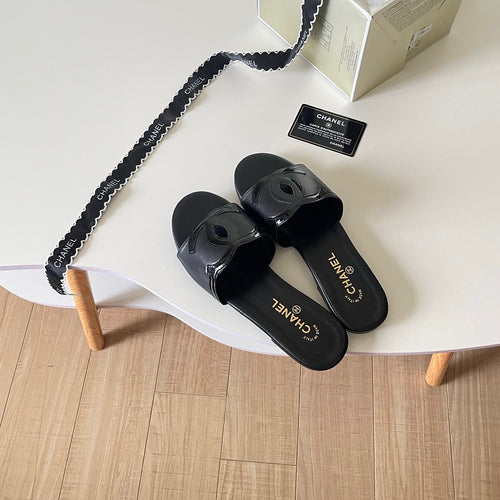 CHANEL CC Leather Slide Sandals