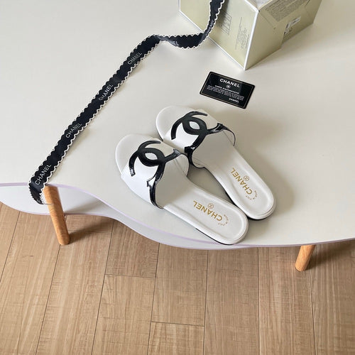 CHANEL CC Leather Slide Sandals