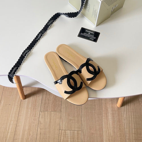 CHANEL CC Leather Slide Sandals