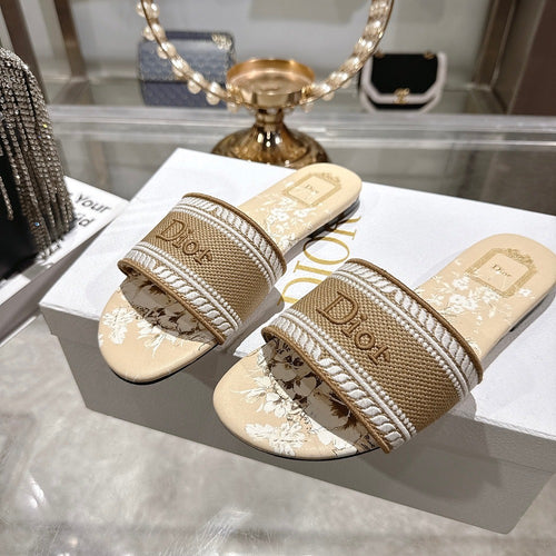 DIOR Dway Jardin d’Été Embroidered Slide Sandals