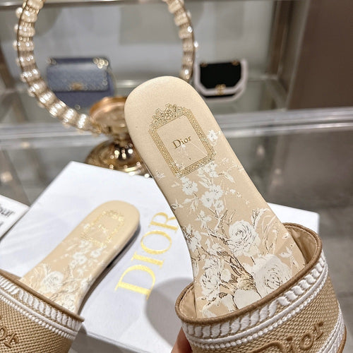 DIOR Dway Jardin d’Été Embroidered Slide Sandals