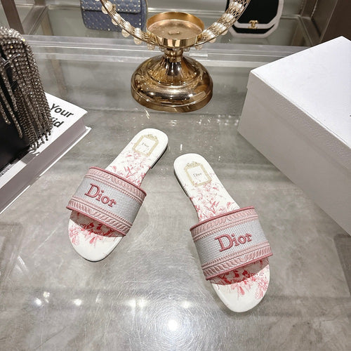 DIOR Dway Jardin d’Été Embroidered Slide Sandals