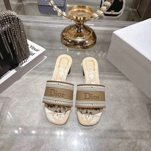DIOR Dway Jardin d’Été Embroidered Heeled Slide