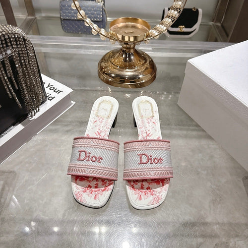 DIOR Dway Jardin d’Été Embroidered Heeled Slide
