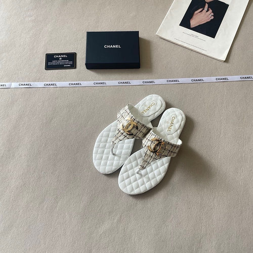 CHANEL Quilted Leather CC Thong Sandal