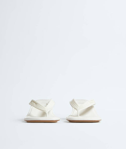 BOTTEGA VENETA Sampieri Thong Sandal