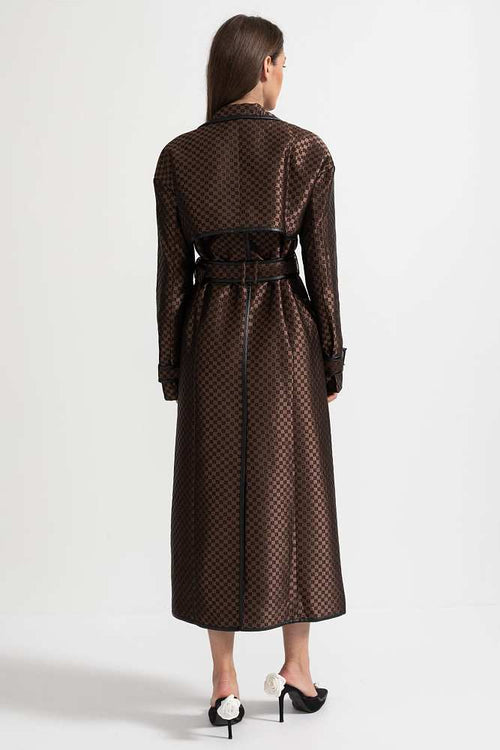 Couture d’Obsidienne Trench — Luxe Edition