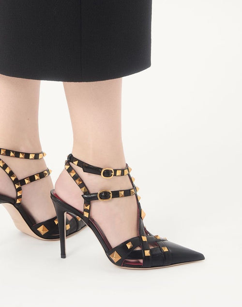 VALENTINO GARAVANI ROCKSTUD CAGED PUMPS