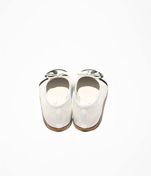 CHANEL Coco Beach 2026 Quilted CC Ballet Flats