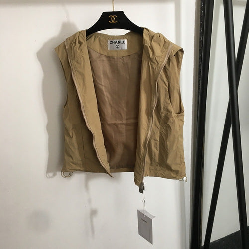 CC Windbreaker