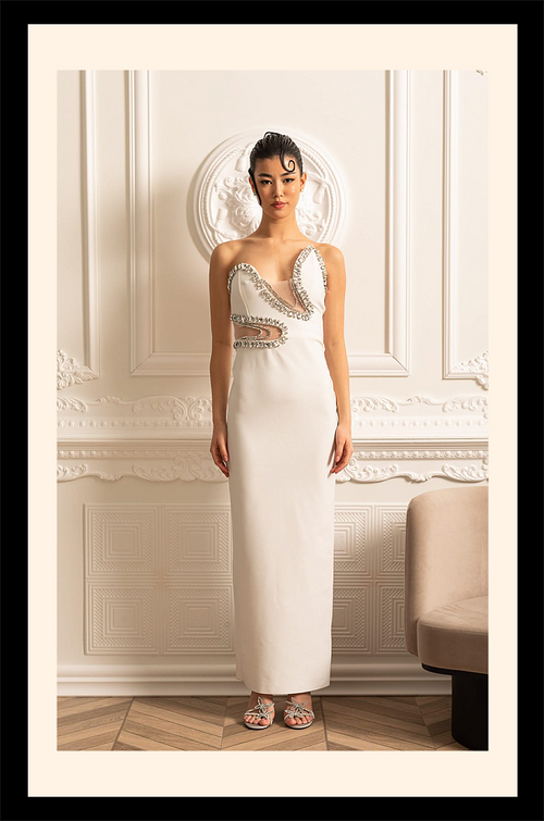 “Lueur d’Ivoire” Crystal Contour Gown