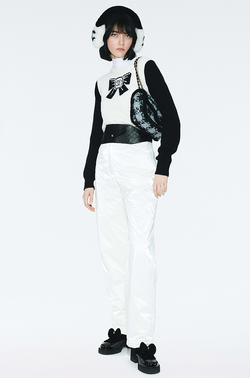 “Cocoon de Chanel” Luxe Fur Earmuffs