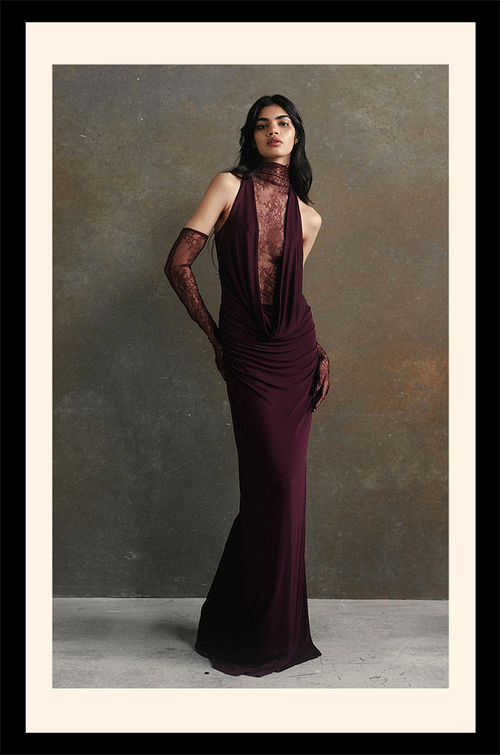 “Ravène de Minuit” Lace Gown