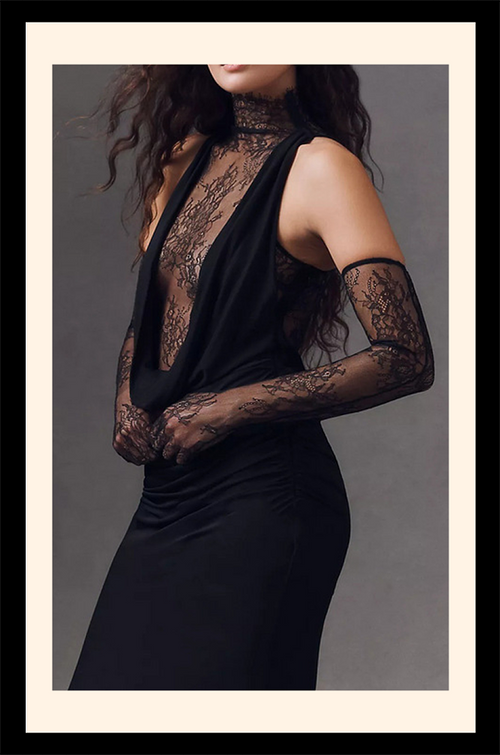 “Ravène de Minuit” Lace Gown