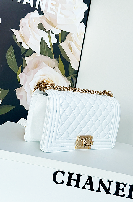 “Boy de Neige” Quilted Lambskin Luxe Shoulder Bag Inspired by the CHANEL Boy Bag in Classic White