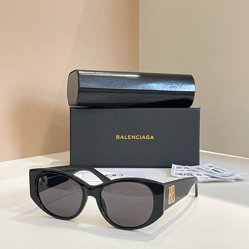 Balenciaga BB Signature Oversized Sunglasses