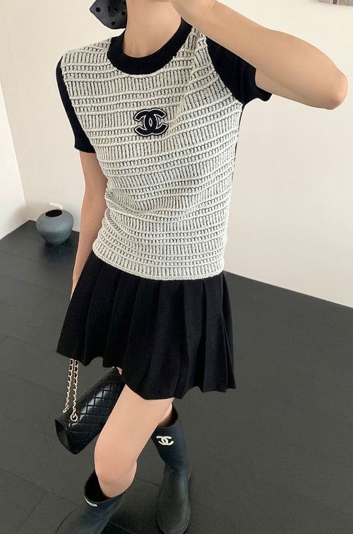 Chanel – Coco Tweed Knit Short-Sleeve Top