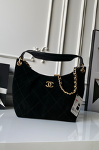 Chanel Noir Velours Matelassé Chain Hobo Bag