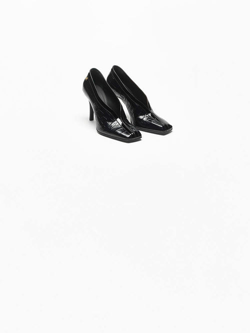 Chanel Noir Croc-Embossed Sculpted Pumps