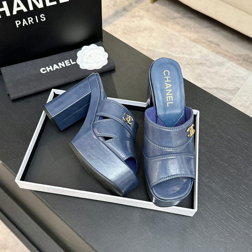 Chanel Élévation Platform Mule – Marine Cuir Edition