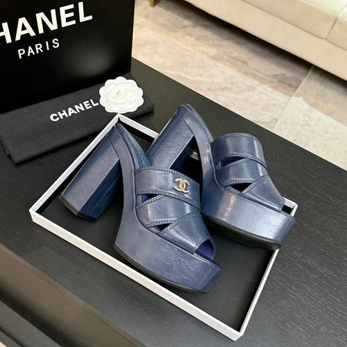 Chanel Élévation Platform Mule – Marine Cuir Edition