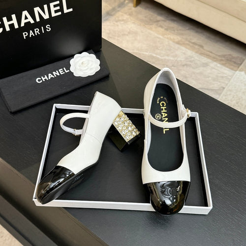 Chanel – Blanc Éclat Mary Jane Heels
