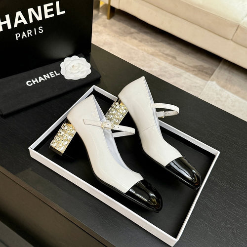 Chanel – Blanc Éclat Mary Jane Heels